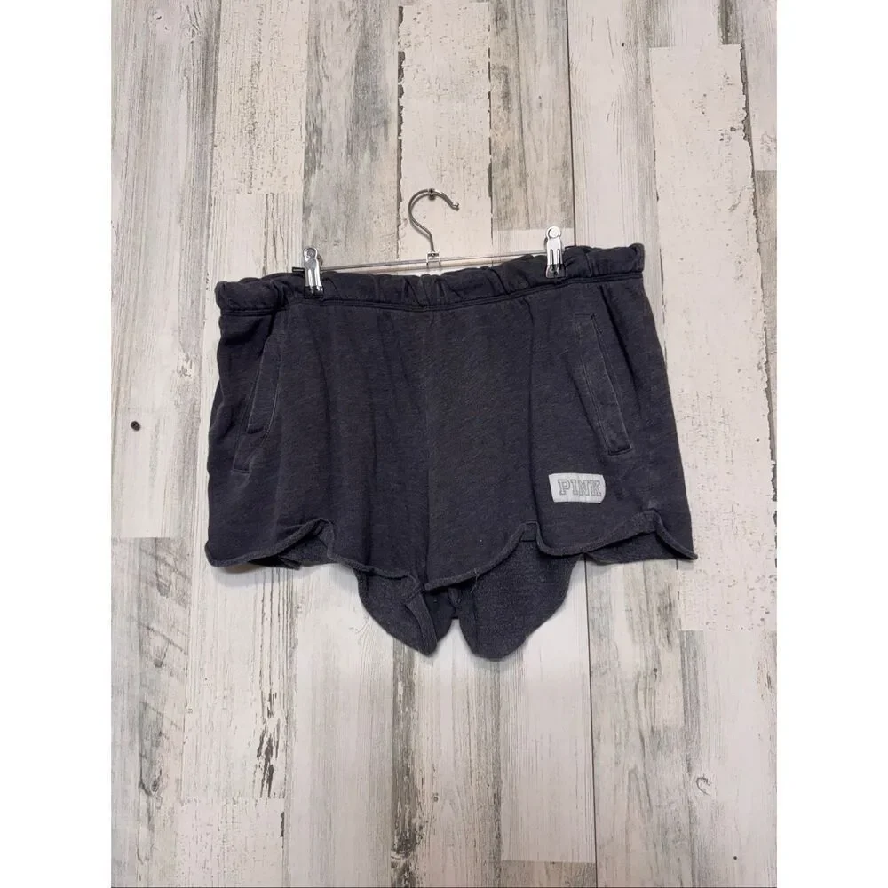 Victoria’s Secret PINK Lounge Shorts Women’s Large Black Scallop Hem Pocket Logo